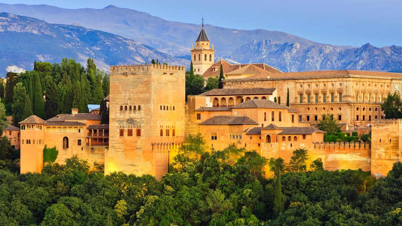 Investing in Granada: Exclusive Breakfast Event